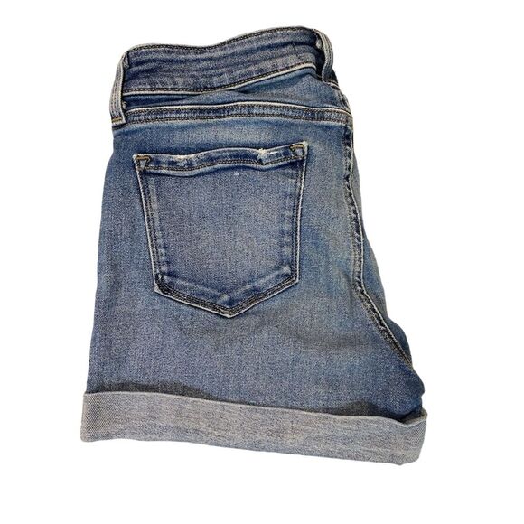 Level 99 Women's Blue Cuffed-Hem Jean Shorts Size 27 - Picture 5 of 9